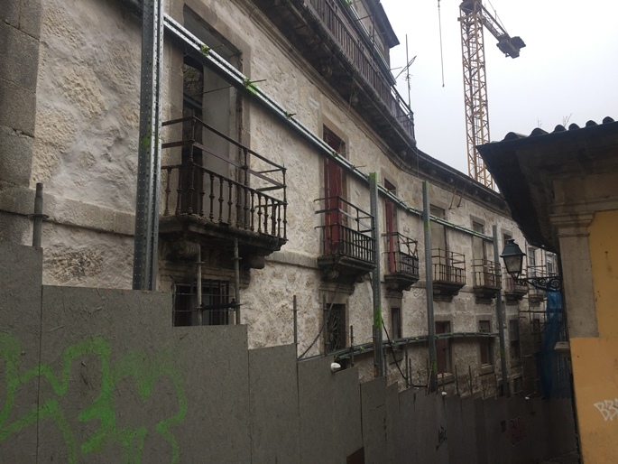 Système Shorflex FS présent sur un chantier dans le centre historique de Porto